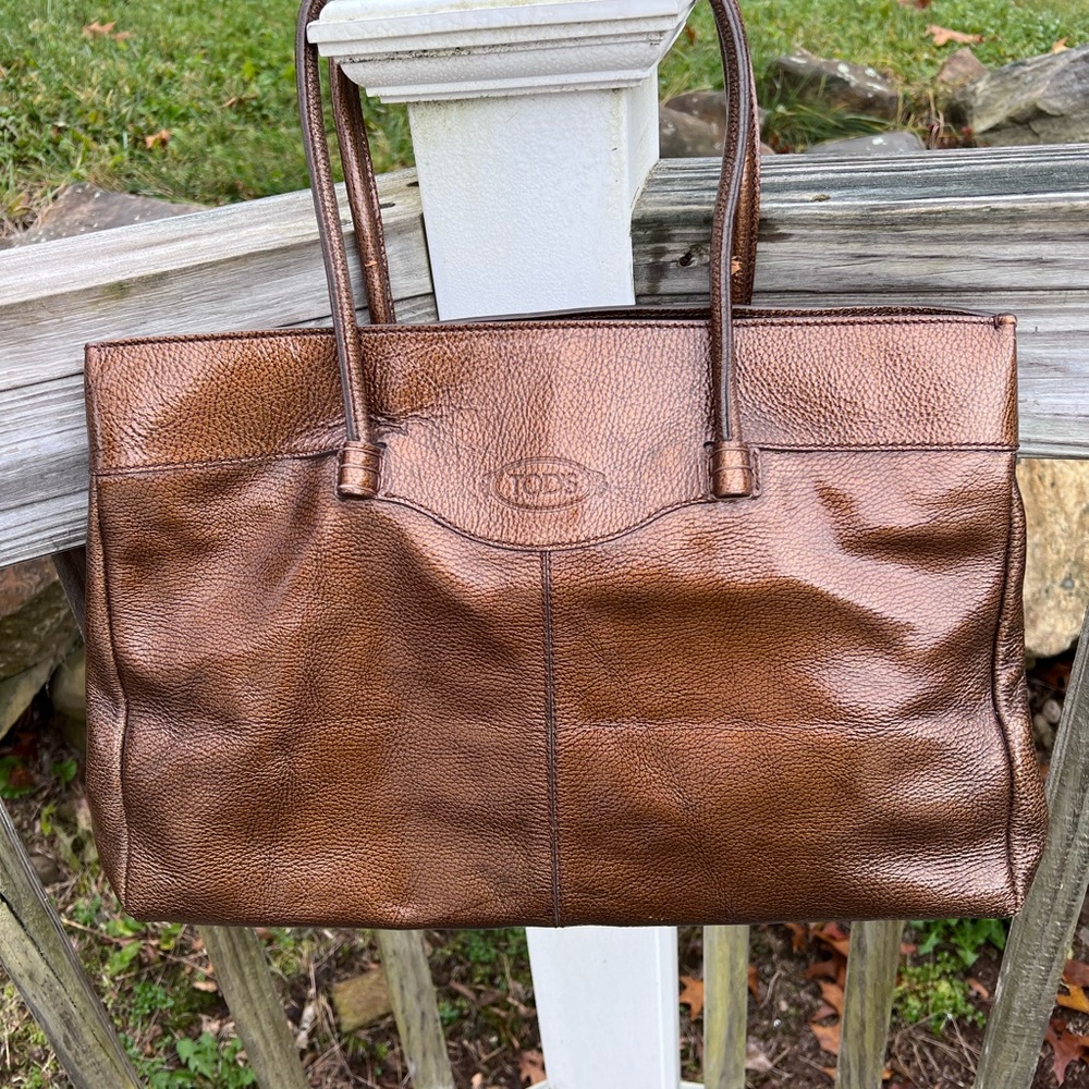 Tod’s dark gold/bronze tote bag